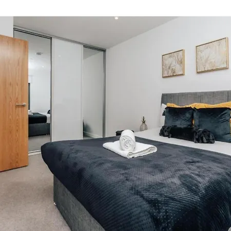 New Deluxe Birmingham City Centre Apartment 3 Bed Exterior photo